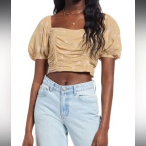 BP NWT Short Sleeve Floral Smocked Crop Top- Size M